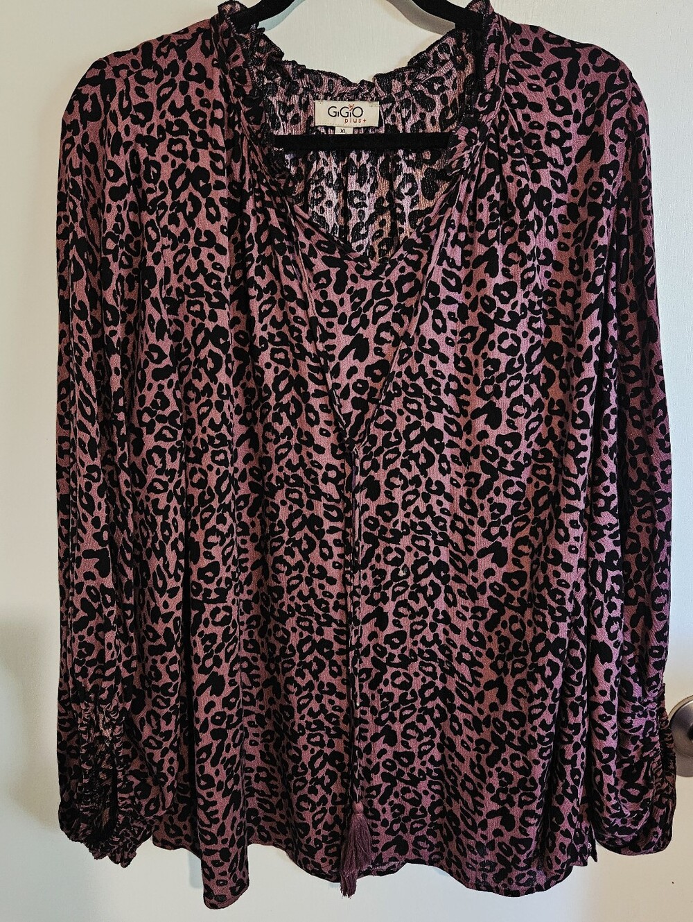 Gigio Plus Purple Leopard Print Peasant Top Size XL Boho Blouse Travel Office